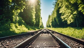 Deutsche Bahn setzt auf klimafreundlichen Stahl von Saarstahl für Schienennetz Deutsche Bahn setzt auf klimafreundlichen Stahl von Saarstahl für Schienennetz