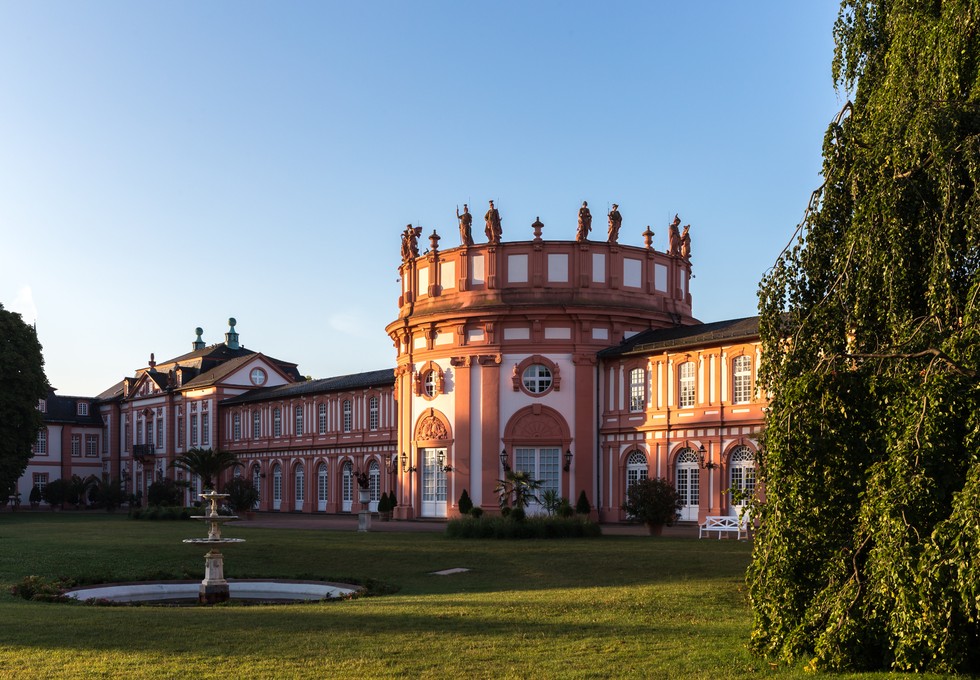 Fête Terroir im Schloss Biebrich: Rheingauer Weine und Verkostungen am 11. April
